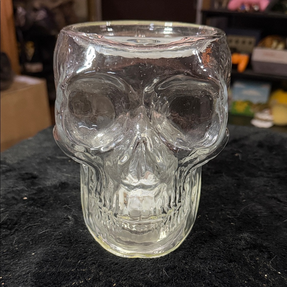 Bath and Body Works light up full sized glass skull candle holder